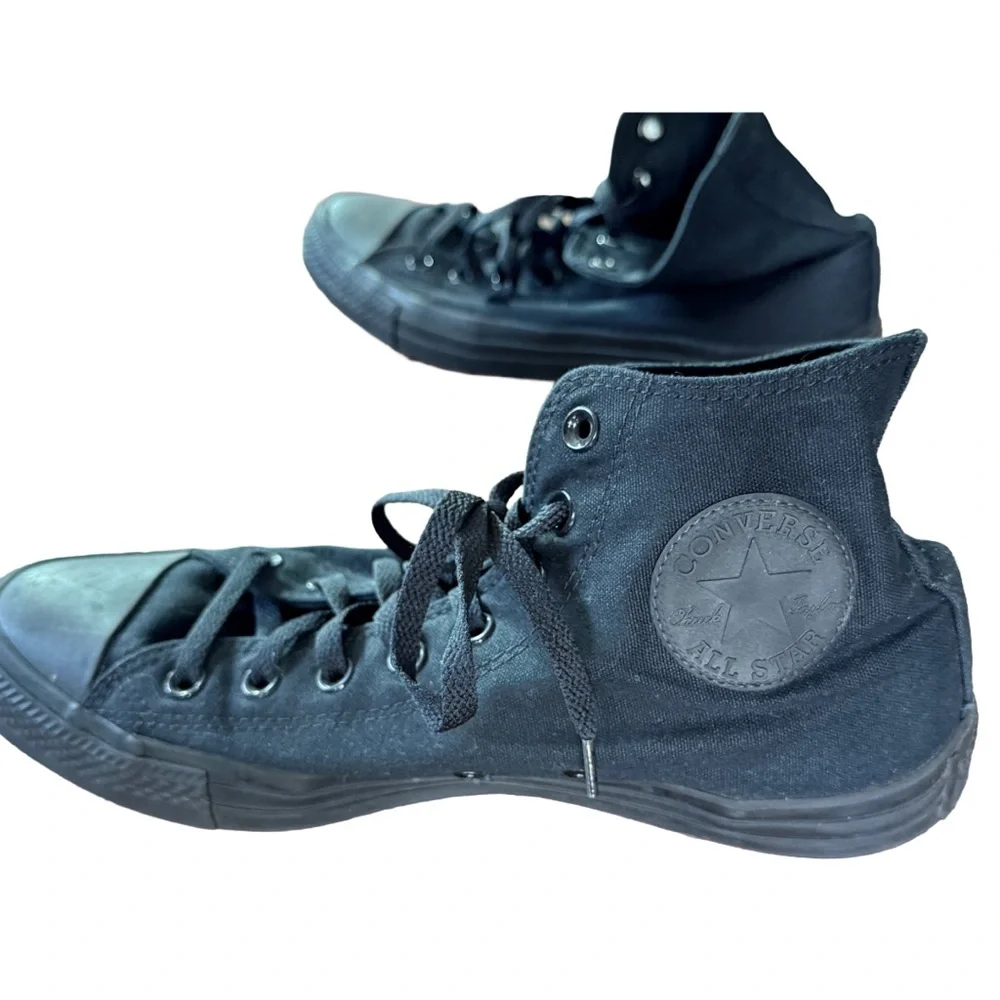 Converse Chuck Taylor All Star High Top Triple Black Sneakers – Men’s Size 11 - Picture 5 of 10